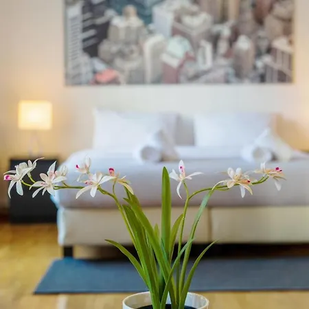 Luxury Apartment In Kolonaki Athens - Sleeps 4 Exterior photo