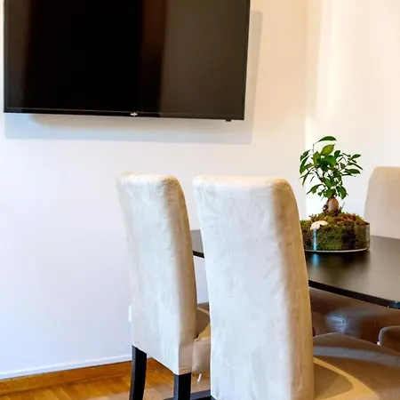 Luxury Apartment In Kolonaki Athens - Sleeps 4 Exterior photo