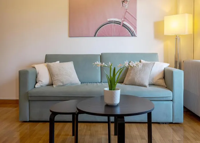 Luxury Apartment In Kolonaki Athens - Sleeps 4